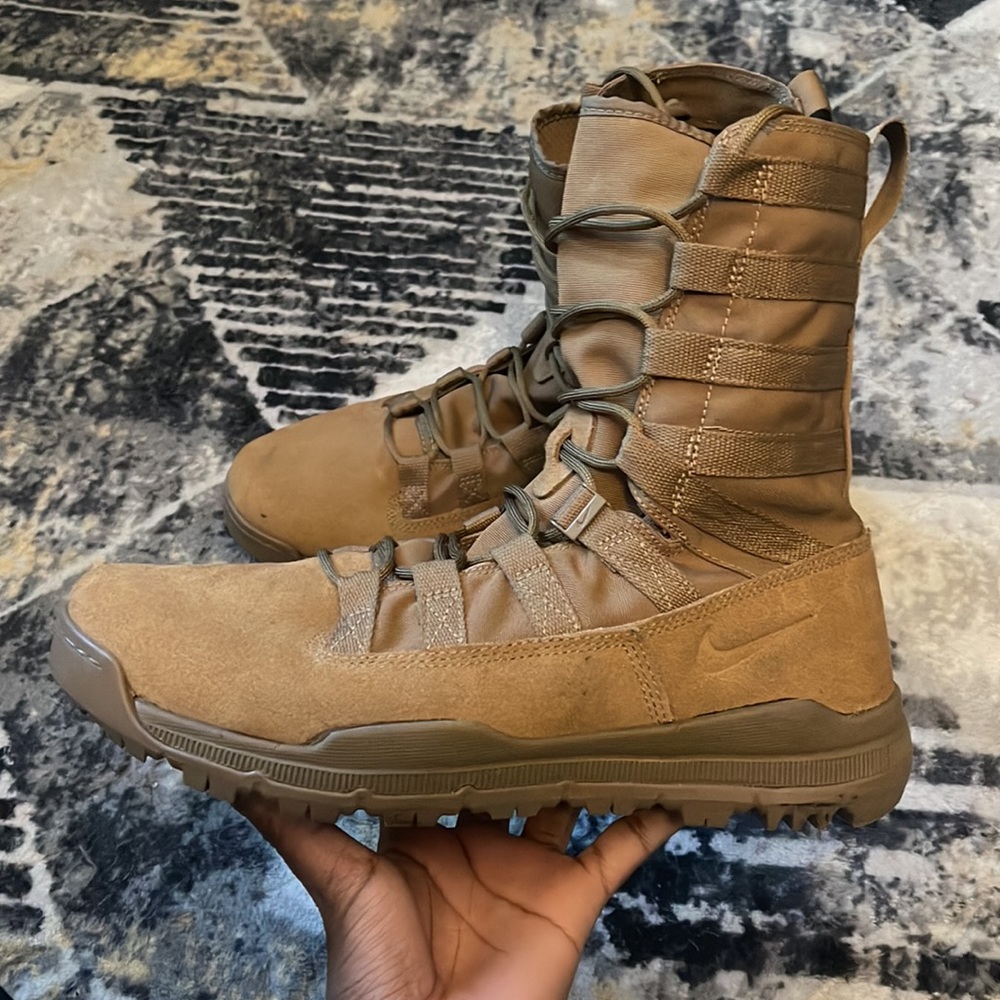 Nike SFB Gen 2 8" Leather Boots, Mens 11.5
